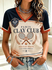 T-shirt imprimé à col en V des Championnats Internationaux de France de Tennis féminin