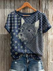 T-shirt japonais à manches courtes en lin, imprimé artistique sashiko représentant une chienne Yorkshire‑terrier pour femme