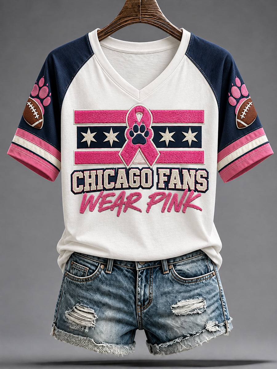 Women's Chicago Football Lover Bear Art Breast Cancer Awareness Printged T-shirt